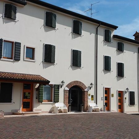 Relais Corte Pontigliardo Cola  Luaran gambar