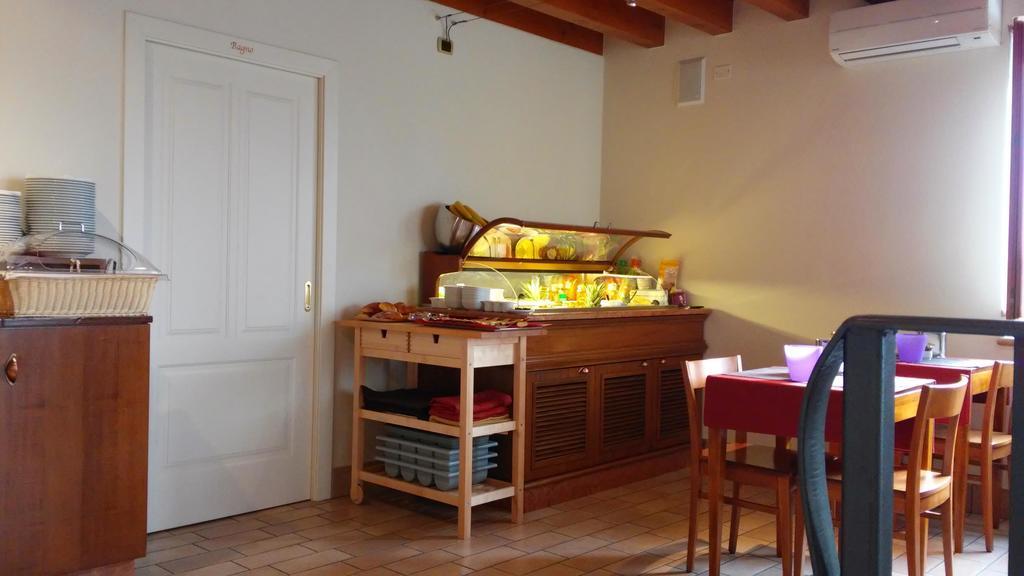 Relais Corte Pontigliardo Cola  Luaran gambar