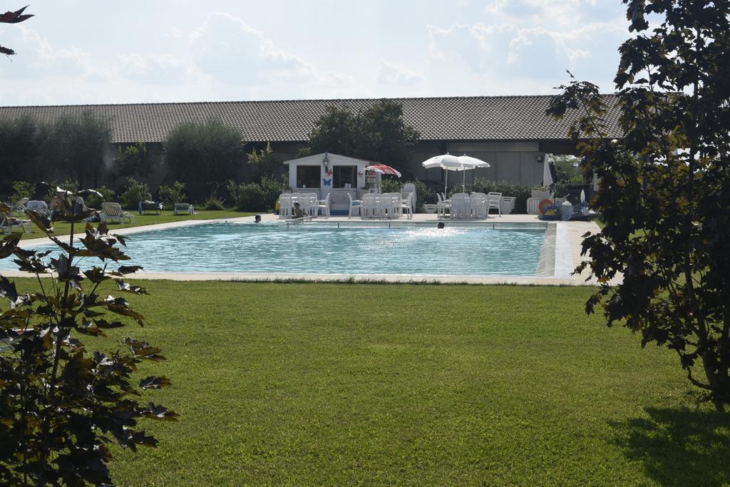 Relais Corte Pontigliardo Cola  Luaran gambar